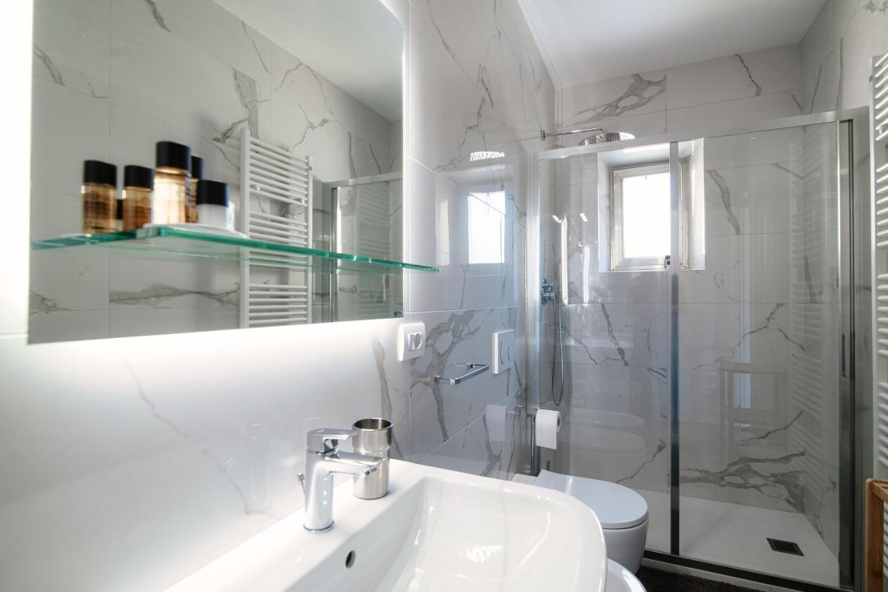The Bell Tower Apartment - Bellagio Center Екстер'єр фото